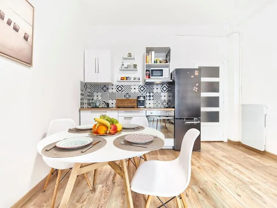 Apartment Centre Ville- Superbe Appartement T2-Cosy-Wifi Nice France